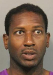 Laron Hampton a registered Sex Offender of Illinois