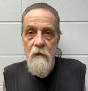 Howard Dale Lake a registered Sex Offender of Illinois
