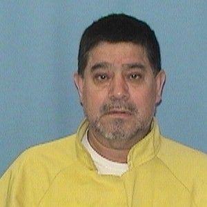 Salvador Flores a registered Sex Offender of Illinois