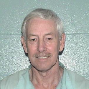 Dannie R White a registered Sex Offender of Illinois