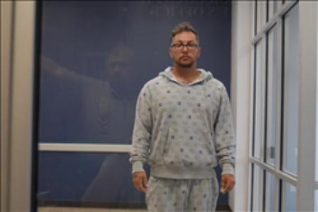 Breck Alan Lund a registered Sex, Violent, or Drug Offender of Kansas