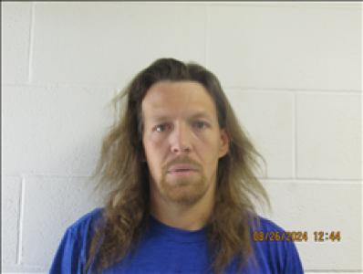 Justin Wayne Thulen a registered Sex, Violent, or Drug Offender of Kansas