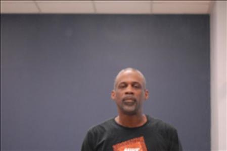 Davey Lamont Favors a registered Sex, Violent, or Drug Offender of Kansas