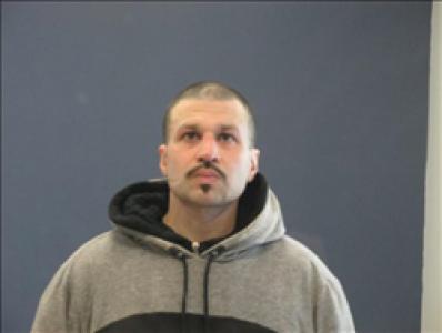 Angel Jose Fernandez a registered Sex, Violent, or Drug Offender of Kansas