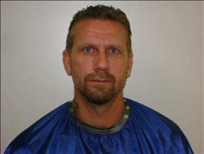 Christopher Lee Warren a registered Sex, Violent, or Drug Offender of Kansas
