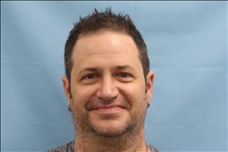 Matthew Eveart Swinehart a registered Sex, Violent, or Drug Offender of Kansas