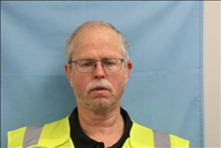 Dennis Linn Whitson a registered Sex, Violent, or Drug Offender of Kansas