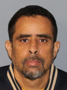 Luis A Vazquez a registered Sex Offender of New Jersey