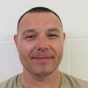 Skaggs Curtis W a registered Sex Offender of Kentucky