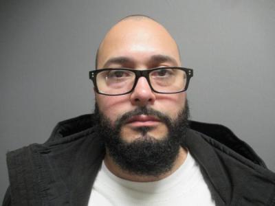 Esau Esteban Rivera-torres a registered Sex Offender of Connecticut