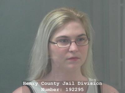 Tiffany Naylor a registered Sex or Violent Offender of Indiana