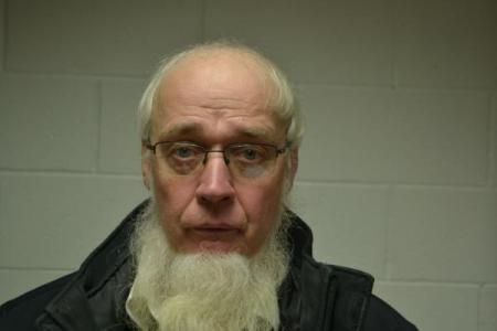 Robert D Stutzman a registered Sex or Violent Offender of Indiana