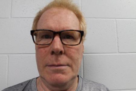 James Nathan Stepp a registered Sex or Violent Offender of Indiana