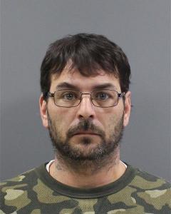 Donald William Travis a registered Sex or Violent Offender of Indiana