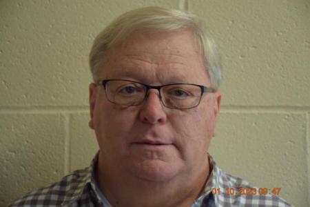 Lenis Jay Mcclain Jr a registered Sex or Violent Offender of Indiana