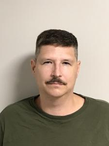 Travis Kelly Everhart a registered Sex or Violent Offender of Indiana