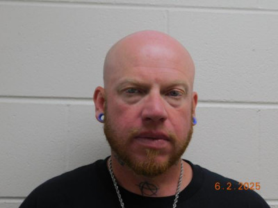 Paul Robert Dickson II a registered Sex or Violent Offender of Indiana