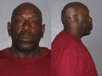 Lonnie Ray Robinson a registered Sex Offender or Child Predator of Louisiana